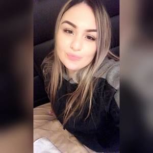 Meet your Posher, Elva